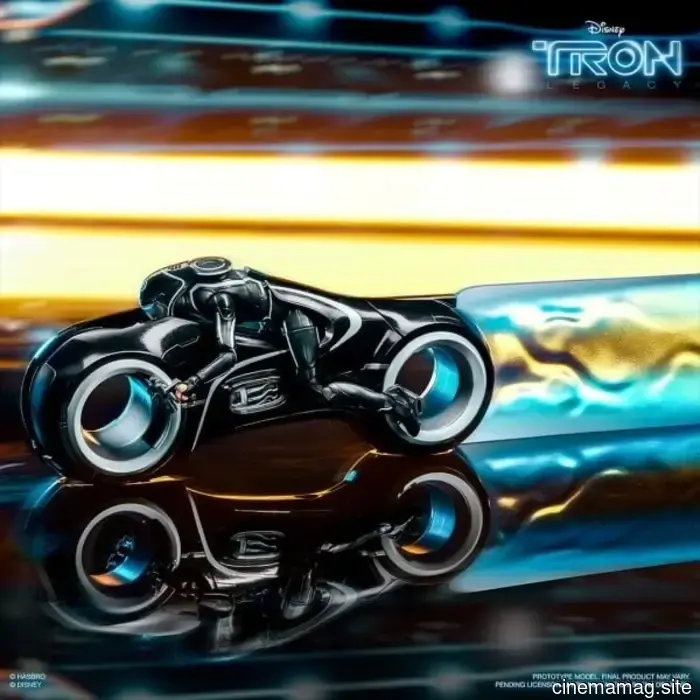 Hasbro returns to The Grid with action figures from TRON: Legacy.