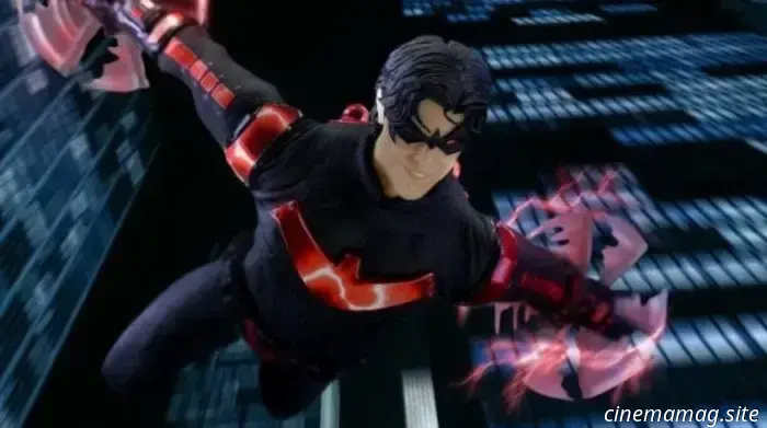 Mezco Toyz has unveiled the Nightwing New 52 Edition One:12 Collection action figure.