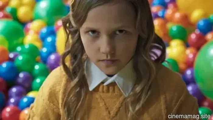 Un lavoro di babysitting si trasforma in un incubo per Xochitl Gomez nel trailer dell'horror Hive di Tubi.