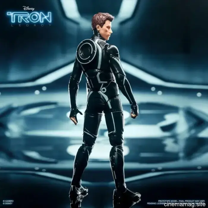 Hasbro returns to The Grid with action figures from TRON: Legacy.