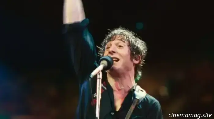 Новый трейлер фильма «Springsteen: Deliver Me From Nowhere» с Джереми Алленом Уайтом в главной роли.
