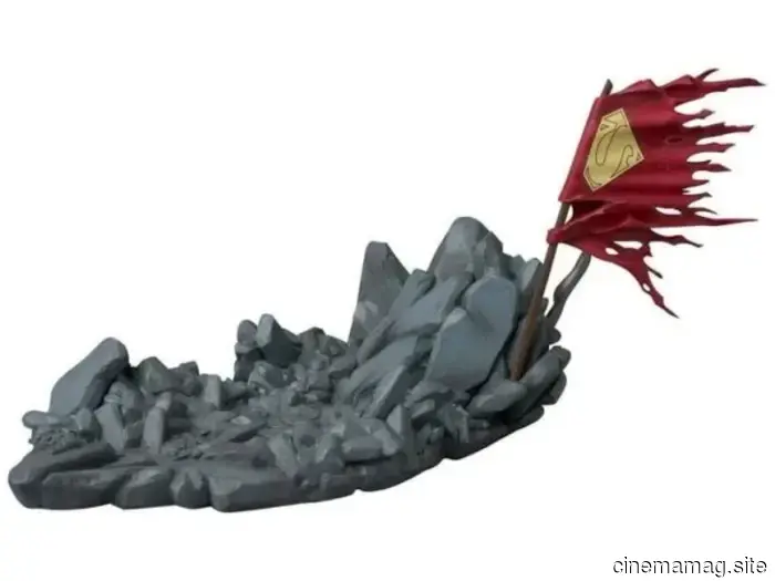 Medicom presenta las figuras MAFEX de Superman dañado en batalla y Doomsday de La muerte de Superman.