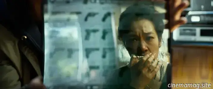 The initial teaser for Park Chan-wook's No Other Choice reveals a striking intensity.