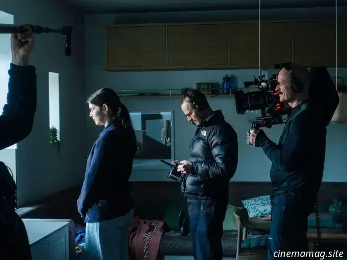 «Ho pianto molto»: il direttore della fotografia di Sentimental Value, Kasper Tuxen, sul rapporto con il cast di Joachim Trier