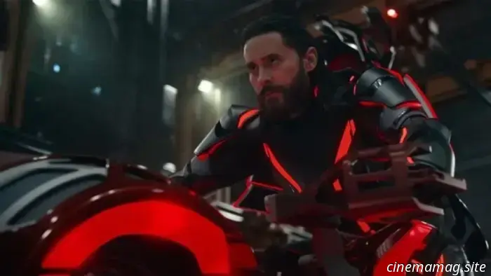 El póster IMAX de TRON: Ares presenta a Jared Leto y Jeff Bridges.