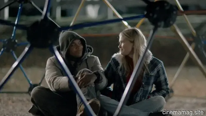 Con Su Pueblo, Ora Duplass, Mark Duplass y Katie Aselton Hacen una Película para Unir Generaciones