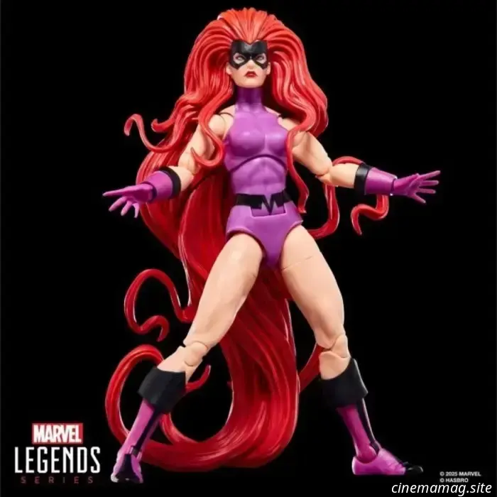 Hasbro has revealed a 2-pack of Medusa and Gorgon from the Marvel Legends Series featuring the Inhumans.