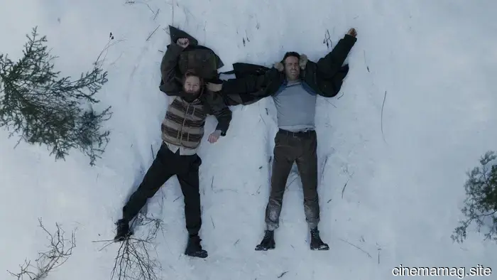 Ryan Reynolds y Kenneth Branagh forman una alianza poco probable en el tráiler de Mayday.