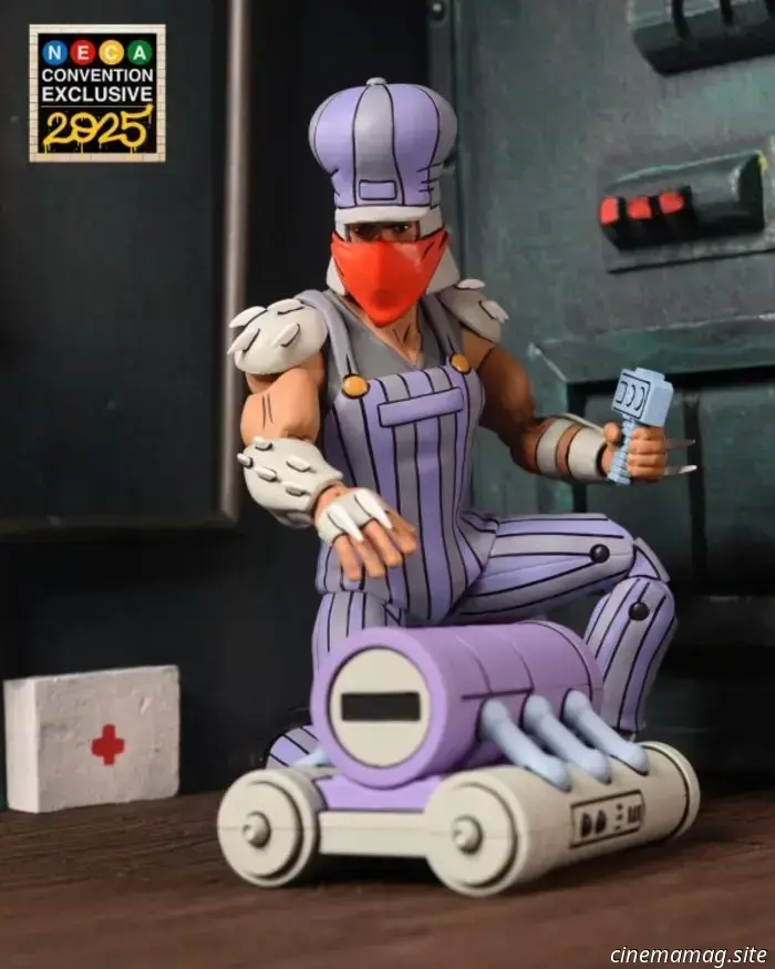 Teenage Mutant Ninja Turtles Ultimate Train Track Takedown Shredder figure revealed as a NYCC exclusive.