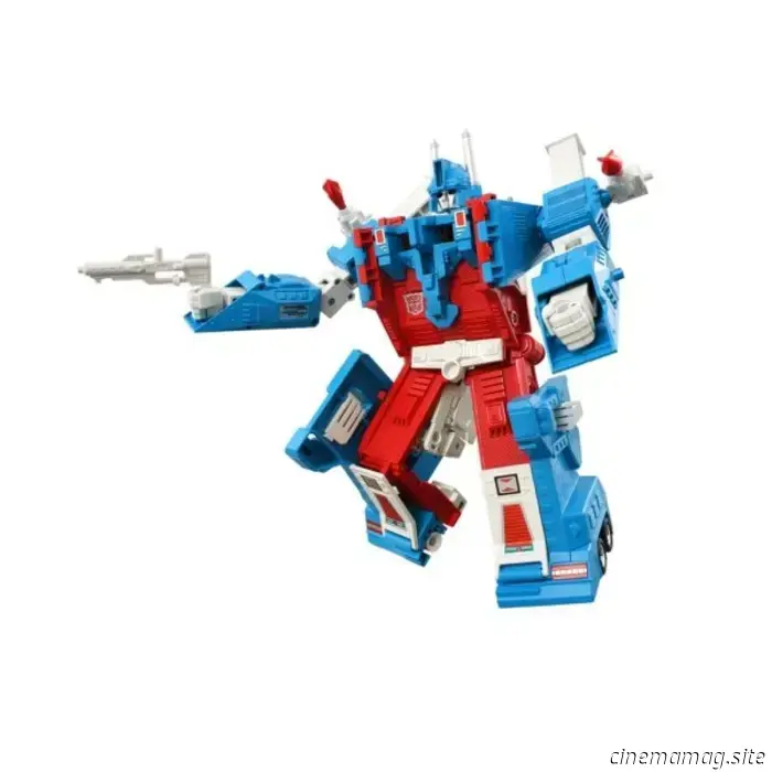 Hasbro Transformers Takara Tomy has officially revealed the Missing Link Ultra Magnus along with the Dramatic Capture Series Decepticons Part 2 figures.