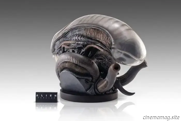 Busto de tamaño natural de edición limitada de Alien: Romulus Scorched Xenomorph presentado por Hollywood Collectibles