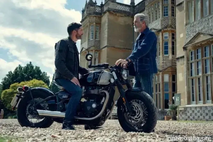 Netflix offers a glimpse of The Thursday Murder Club through a new trailer and images.