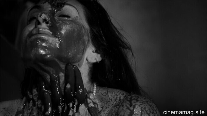 Revisión de Tubi FrightFest – Electric Meat (2026)