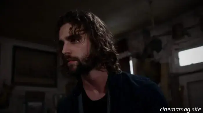 Il film horror soprannaturale "Man Finds Tape" riceve un trailer e un poster