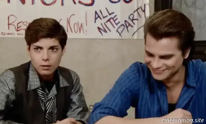 11 Adorable Brunette Friends in '80s Films