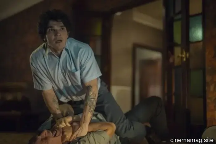 Nuovo trailer per la serie thriller religiosa di Netflix Unchosen con Mollie Windsor e Asa Butterfield