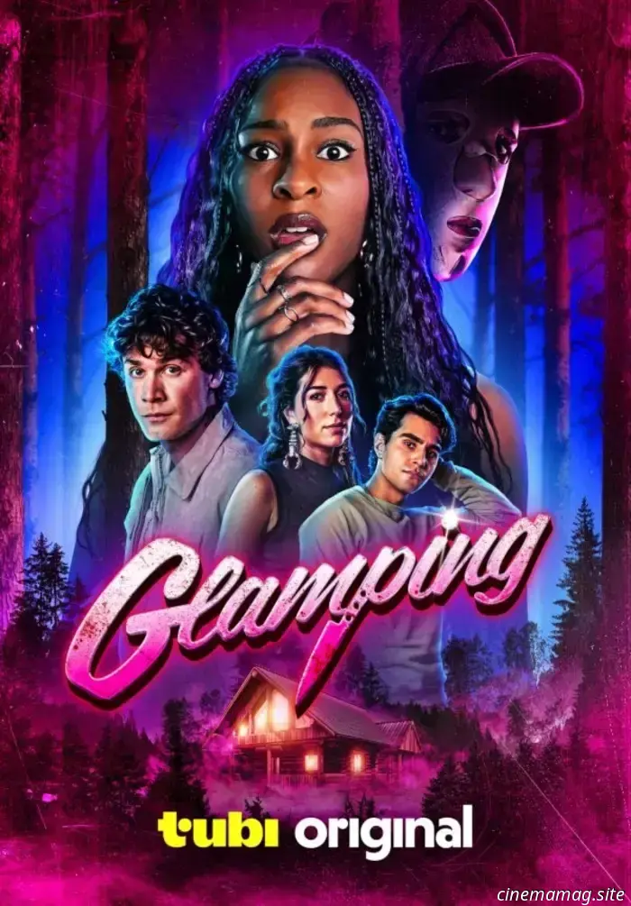 Gli influencer si imbattono in un assassino mascherato nel trailer di Glamping su Tubi.