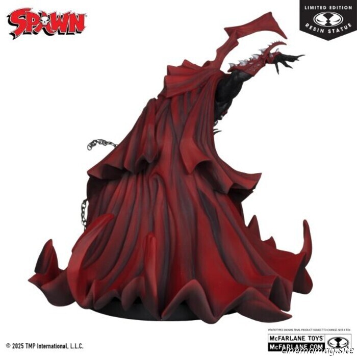 Компания McFarlane Toys представила новую коллекционную статуэтку Спауна (полностью черную, белую и красную)
