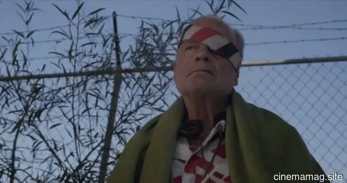 Tráiler de la película independiente de ciencia ficción "Lars Shrike Walks the Night" protagonizada por Kelsey Grammer