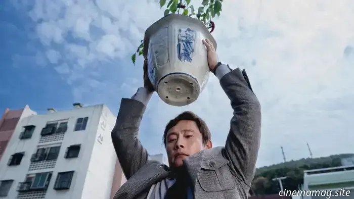 Crítica en el TIFF: «No Other Choice» de Park Chan-wook, colmada de rabia y bañada en sangre