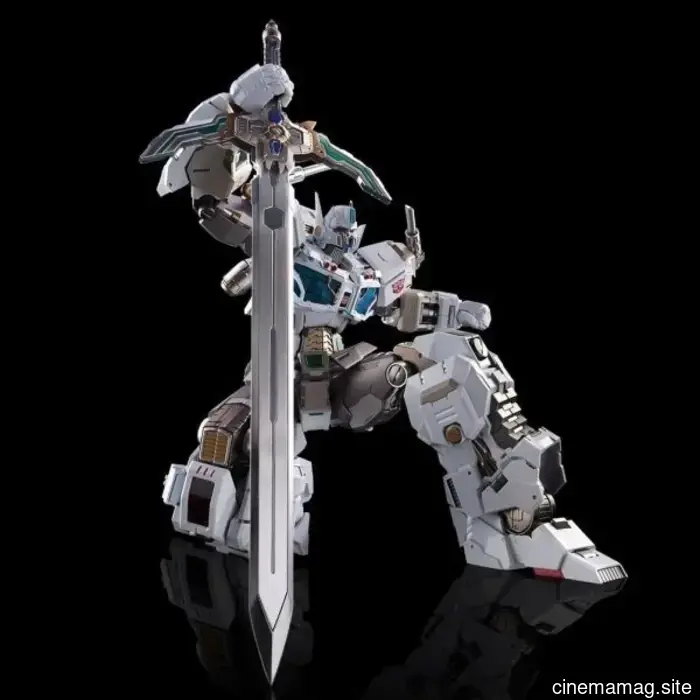 Hasbro has revealed the Transformers Flame Toys Kuro Kara Kuri White Ultra Magnus action figure.
