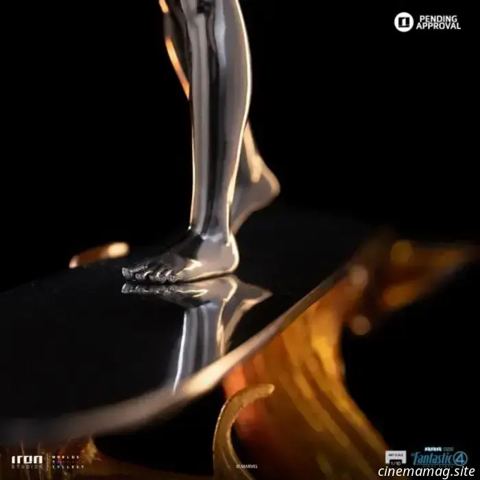 Los Cuatro Fantásticos: Primeros pasos — estatua coleccionable del Surfista Plateado presentada por Iron Studios