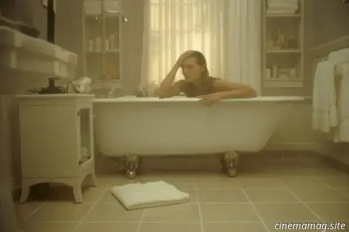 10 Frightening Bath Scenes in Horror Films