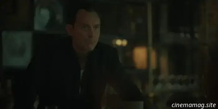 Trailer for the new Netflix thriller series "Black Rabbit," featuring Jude Law and Jason Bateman.