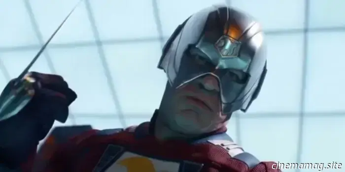 Vai dietro le quinte della stagione 2 di Peacemaker con CCXP Mexico sizzle reel