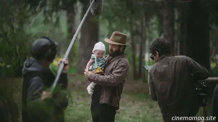 Una vida mágica: el director de fotografía de Train Dreams, Adolpho Veloso, sobre cómo capturar una película de recuerdos.