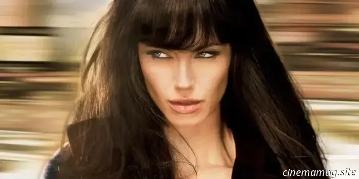 7 Incredible Action Movies Featuring Female Leads
