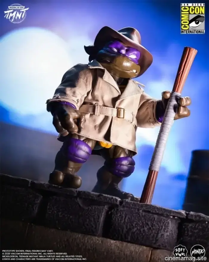Teenage Mutant Ninja Turtles go undercover for a Comic-Con exclusive action figure collection from Mondo.