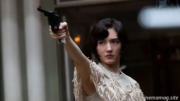 Il thriller d'azione giapponese "Revolver Lily" si presenta con un trailer, un poster e delle immagini