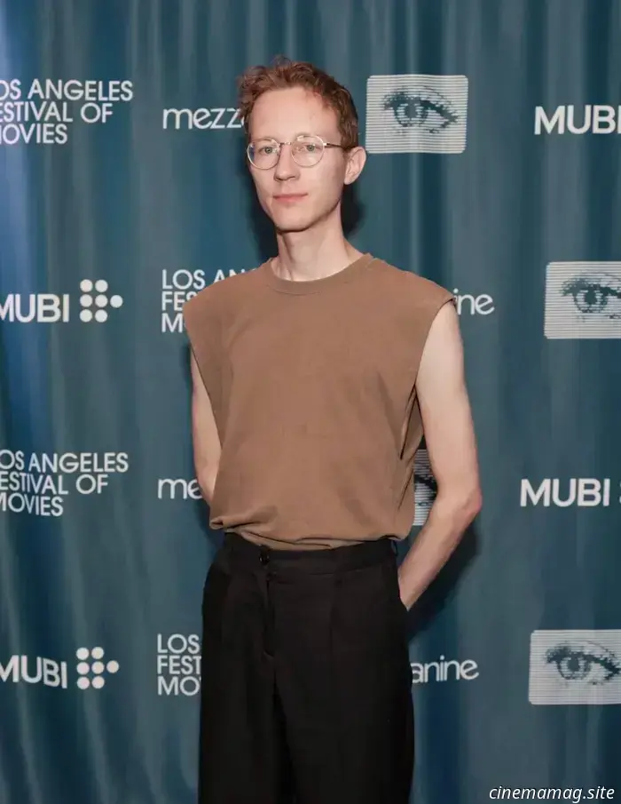 Режиссёр проекта «Убийца Зодиака» Чарли Шеклтон о пристальном рассмотрении жанра true crime и тревожной двойной жизни документальных фильмов