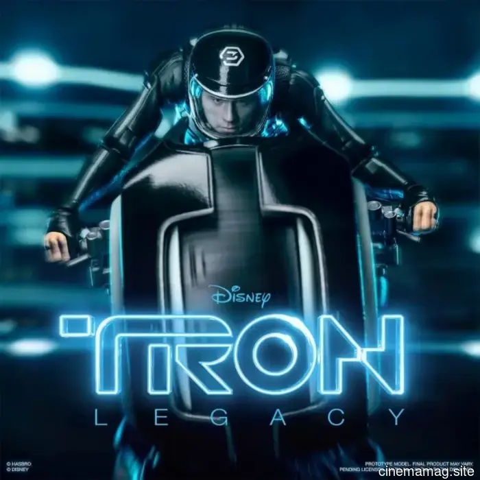 Hasbro returns to The Grid with action figures from TRON: Legacy.