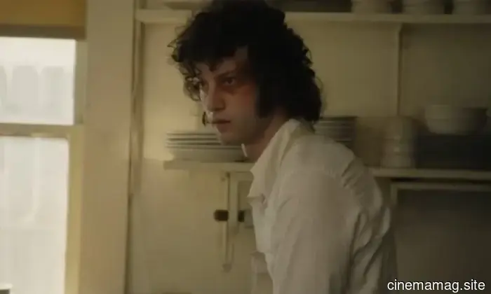 Dominic Sessa è Anthony Bourdain nel trailer del biopic A24 Tony