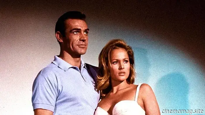 Ursula Andress in Dr. No: foto dietro le quinte della Bond girl 001