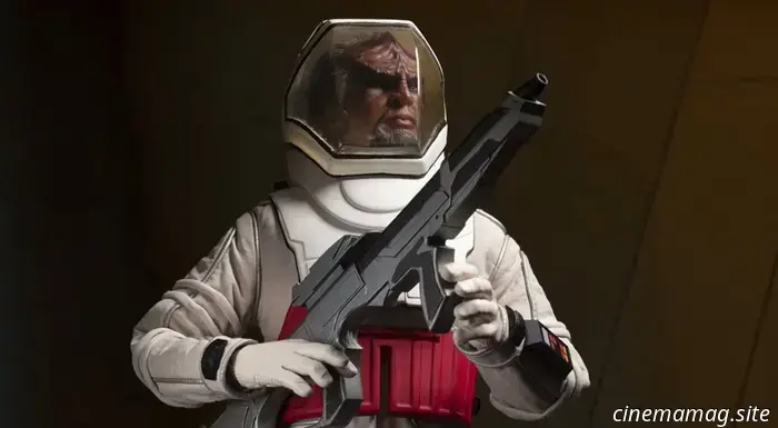 EXO-6 представила фигурку лейтенант-коммандера Ворфа в масштабе 1:6 из фильма «Звёздный путь: Первый контакт».