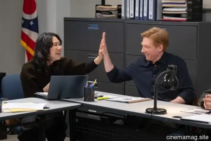 The Paper, a spin-off of The Office, is back with a trailer for its second season.