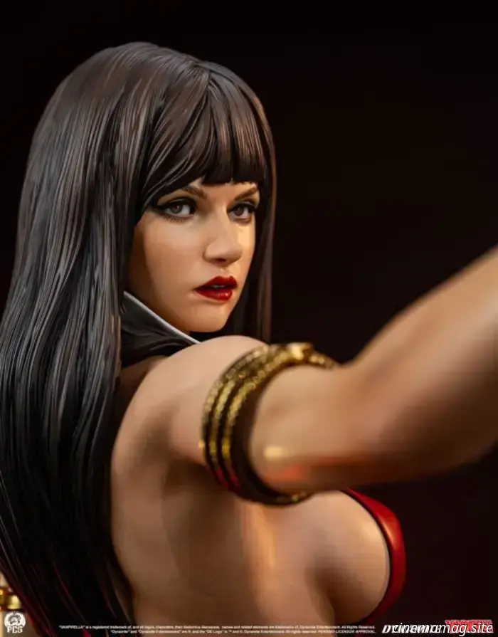 PCS presenta una estatua coleccionable a escala reducida de Vampirella