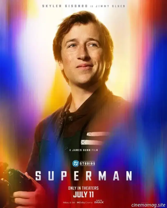 Incontra la stampa con i nuovi poster dei personaggi di Superman