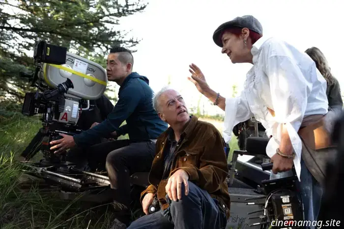 “Allow the Location to Communicate”: Lynne Ramsay Discusses Die My Love, Filming with Academy Ratio, and Adapting Challenging Novels.