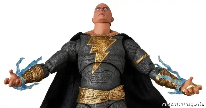 L'action figure di Dwayne Johnson nei panni di Black Adam svelata da MAFEX