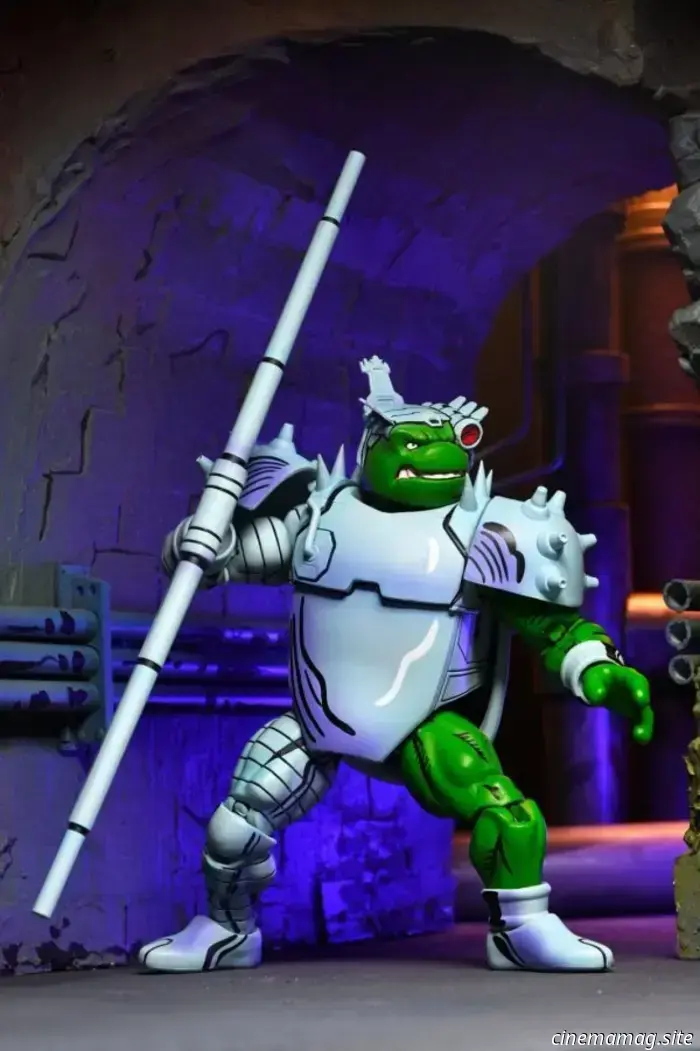 NECA svela le action figure delle Tartarughe Ninja: Raphael nei panni di Shredder, Donatello cyborg e Nobody.