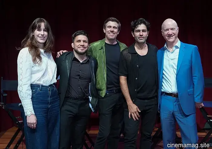 El 'Auto Custodia' de Garrett Patten muestra dos caras de Bitcoin, con Adrien Grenier y Henry