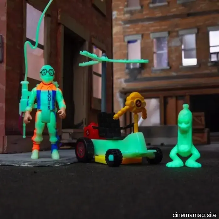 Kenner Classics I veri acchiappafantasmi Ecto-Glow Glow Copter e set esclusivo Comic-Con di Louis Tully svelato da Hasbro