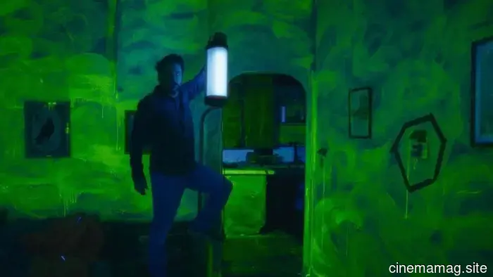 En Mátame, Charlie Day interpreta a un hombre convencido de que no intentó suicidarse.