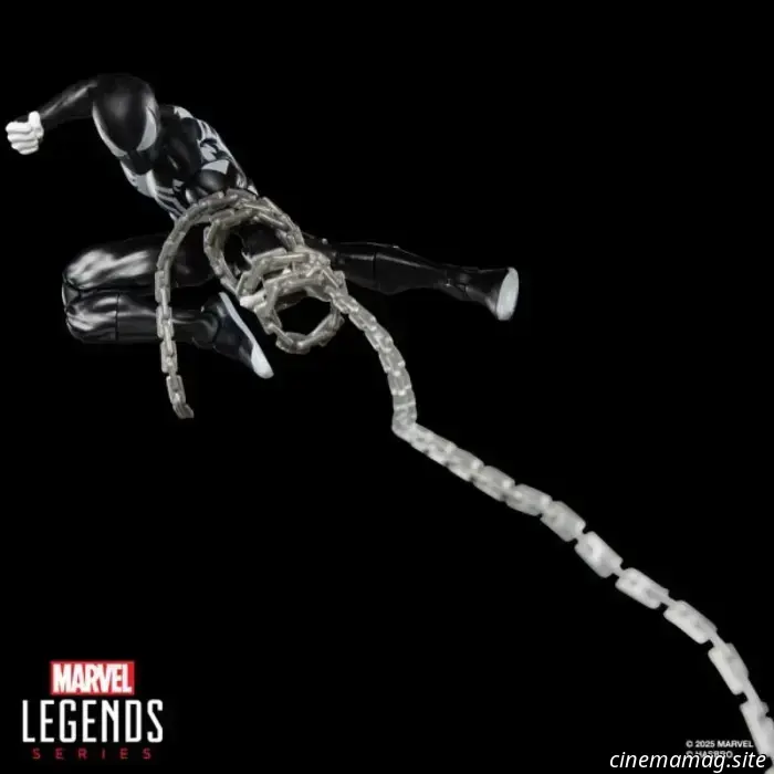 Hasbro has revealed the Uncanny Spider-Man, Spider-Venom, Owl, and Hypno-Hustler figures from the Marvel Legends Series Retro Collection.