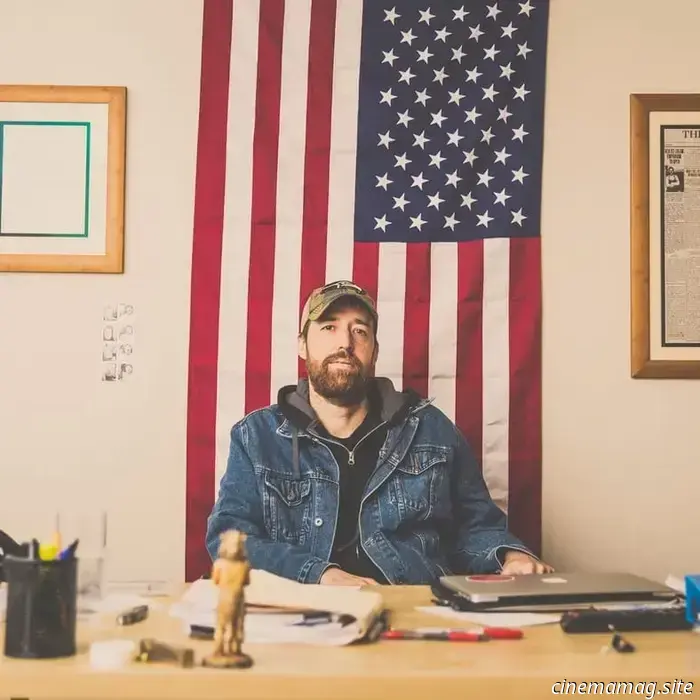 La lunga strada verso l'Americana di Tony Tost, sceneggiatore e regista.