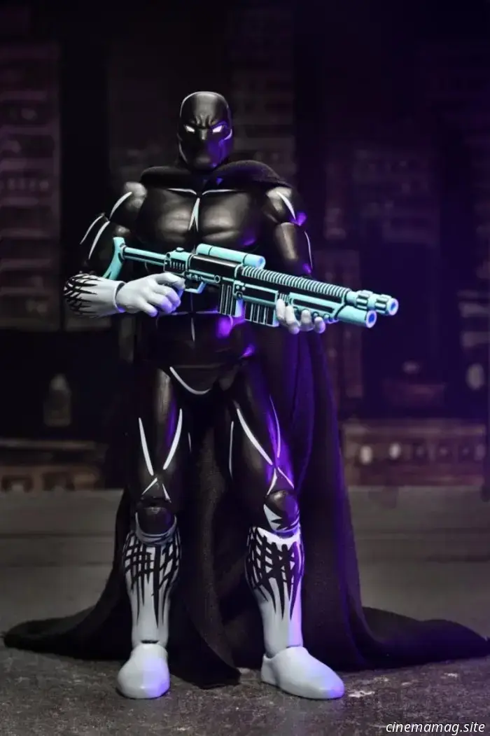 NECA svela le action figure delle Tartarughe Ninja: Raphael nei panni di Shredder, Donatello cyborg e Nobody.